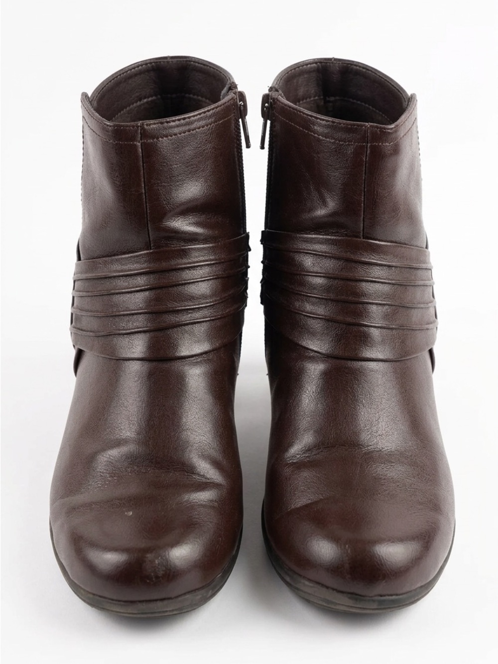 comfort plus by Predictions Dark Brown Leather Ankle Booties